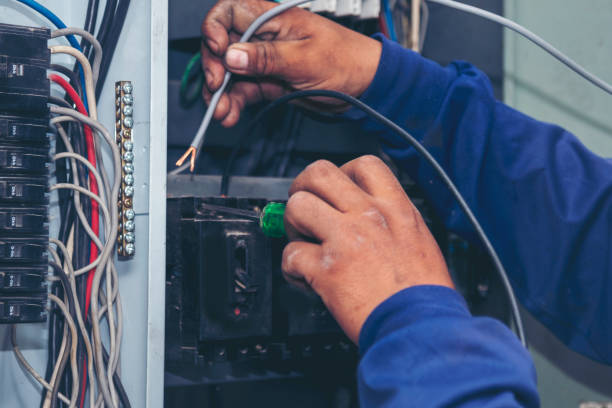 Best Emergency Electrical Repair  in Hillsboro, KS